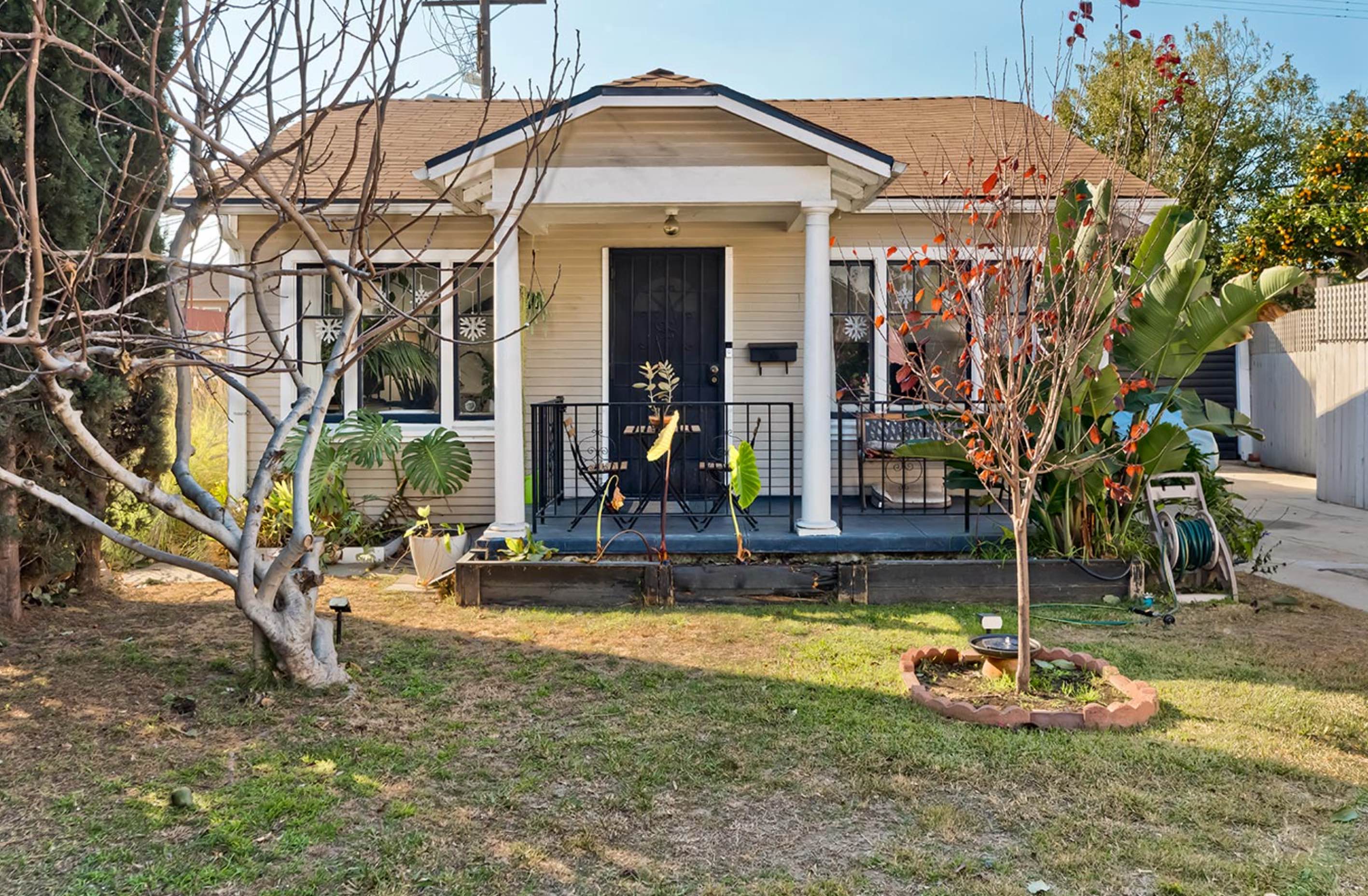 Property main image